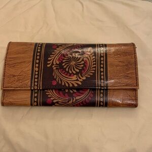 Mexican genuine leather Tan and Black Women's Clutch